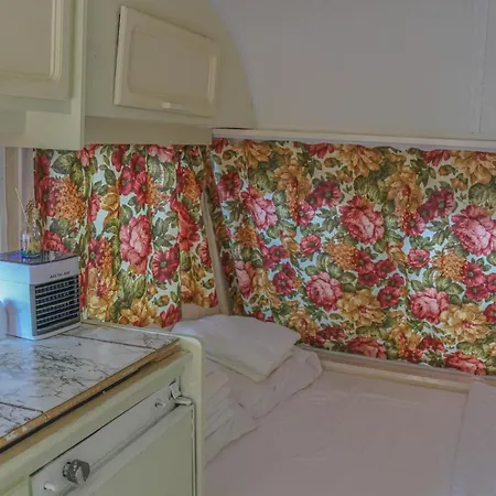 Camping Sunny House Caravans