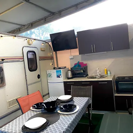 Sunny House Caravans مكان تخييم سوزوبول