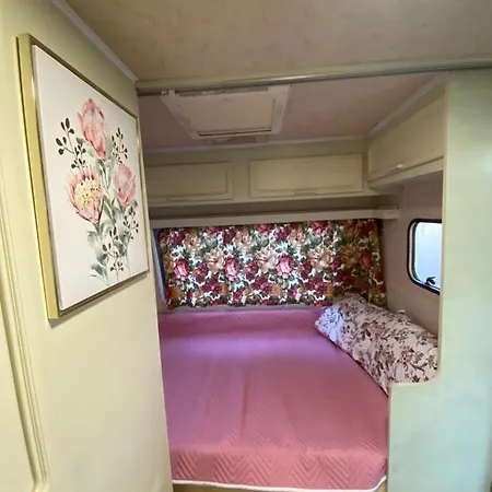 Sunny House Caravans *